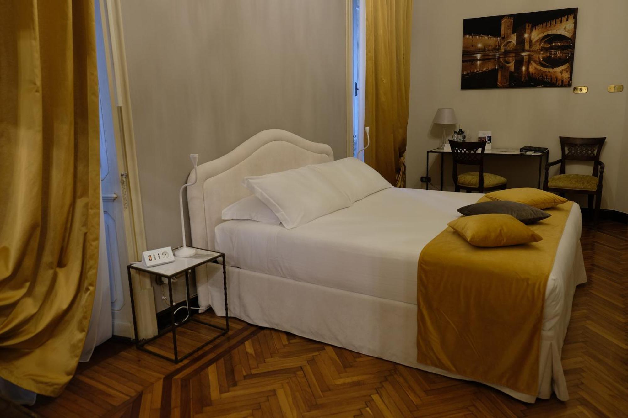 Ferienwohnung Residenza Palazzo Negri Verona Exterior foto
