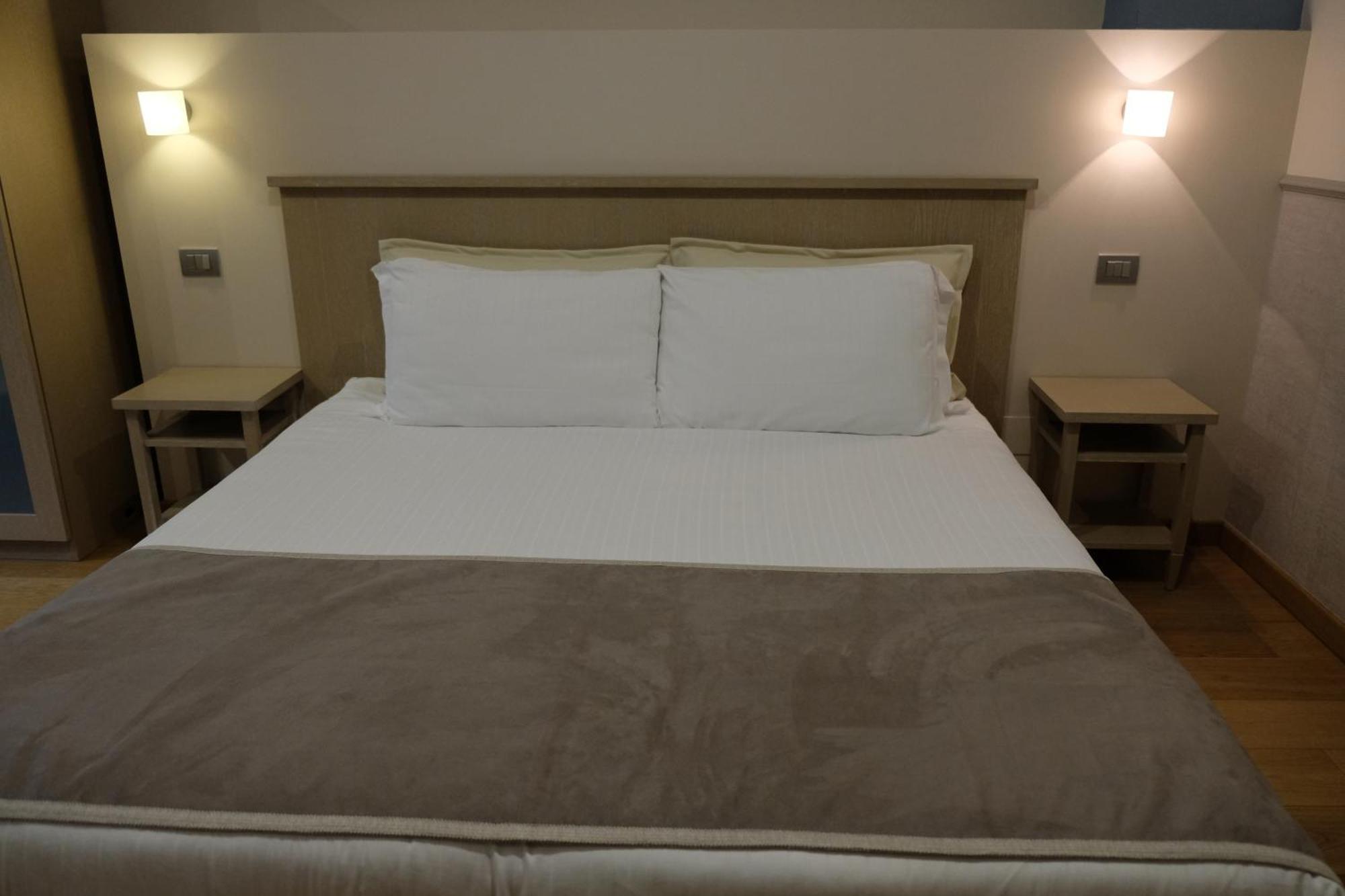 Ferienwohnung Residenza Palazzo Negri Verona Exterior foto