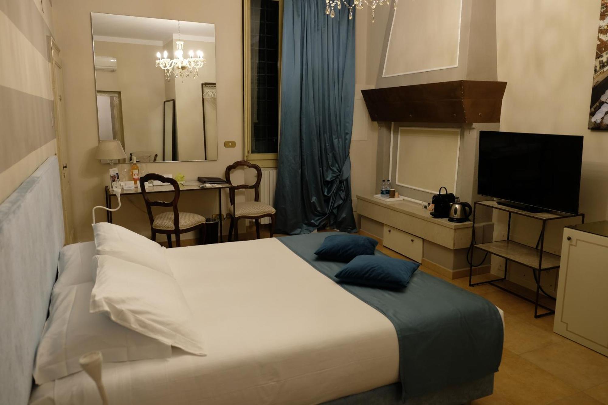 Ferienwohnung Residenza Palazzo Negri Verona Exterior foto