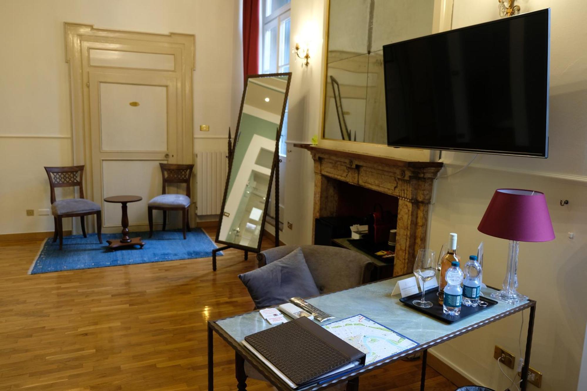 Ferienwohnung Residenza Palazzo Negri Verona Exterior foto