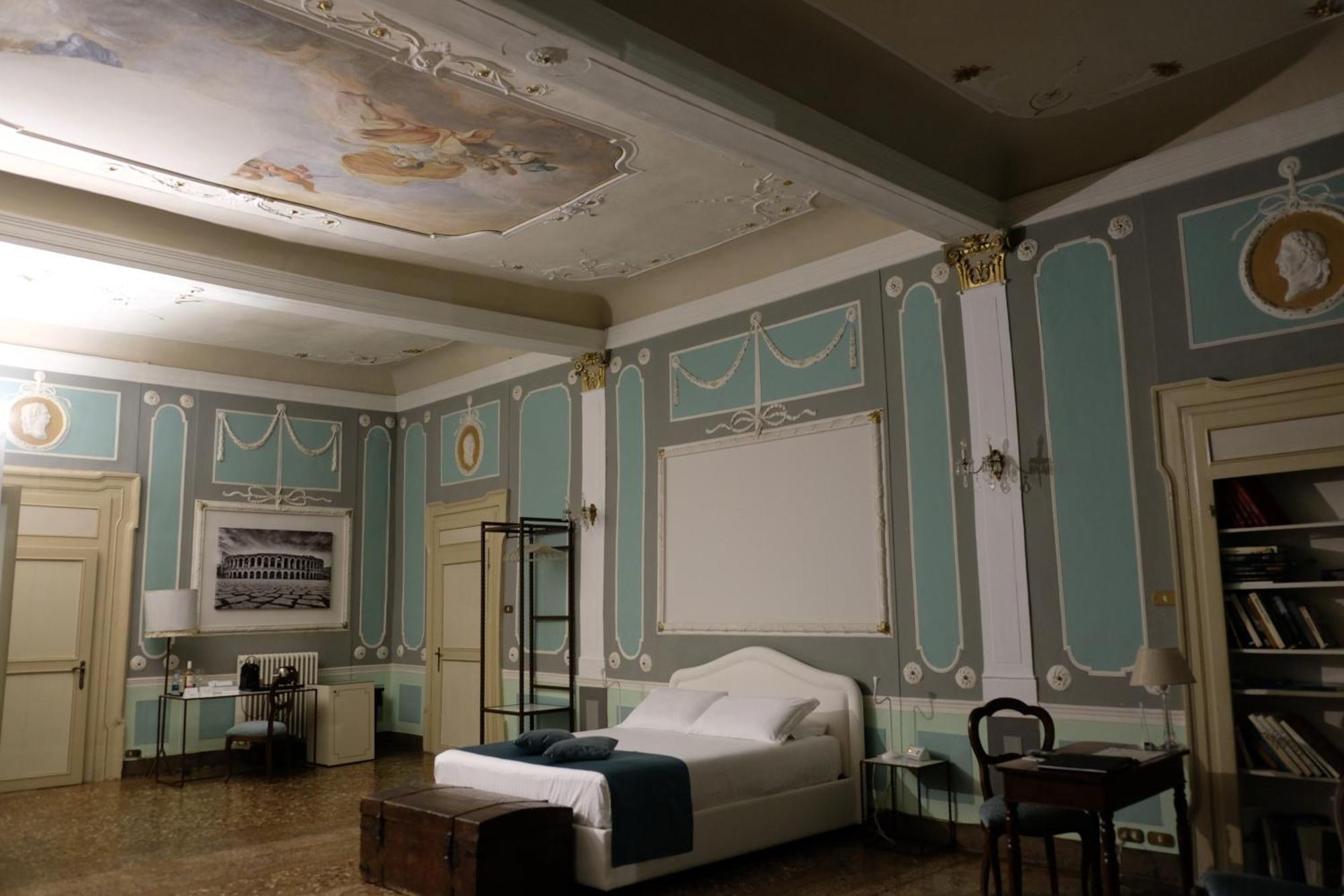 Ferienwohnung Residenza Palazzo Negri Verona Exterior foto