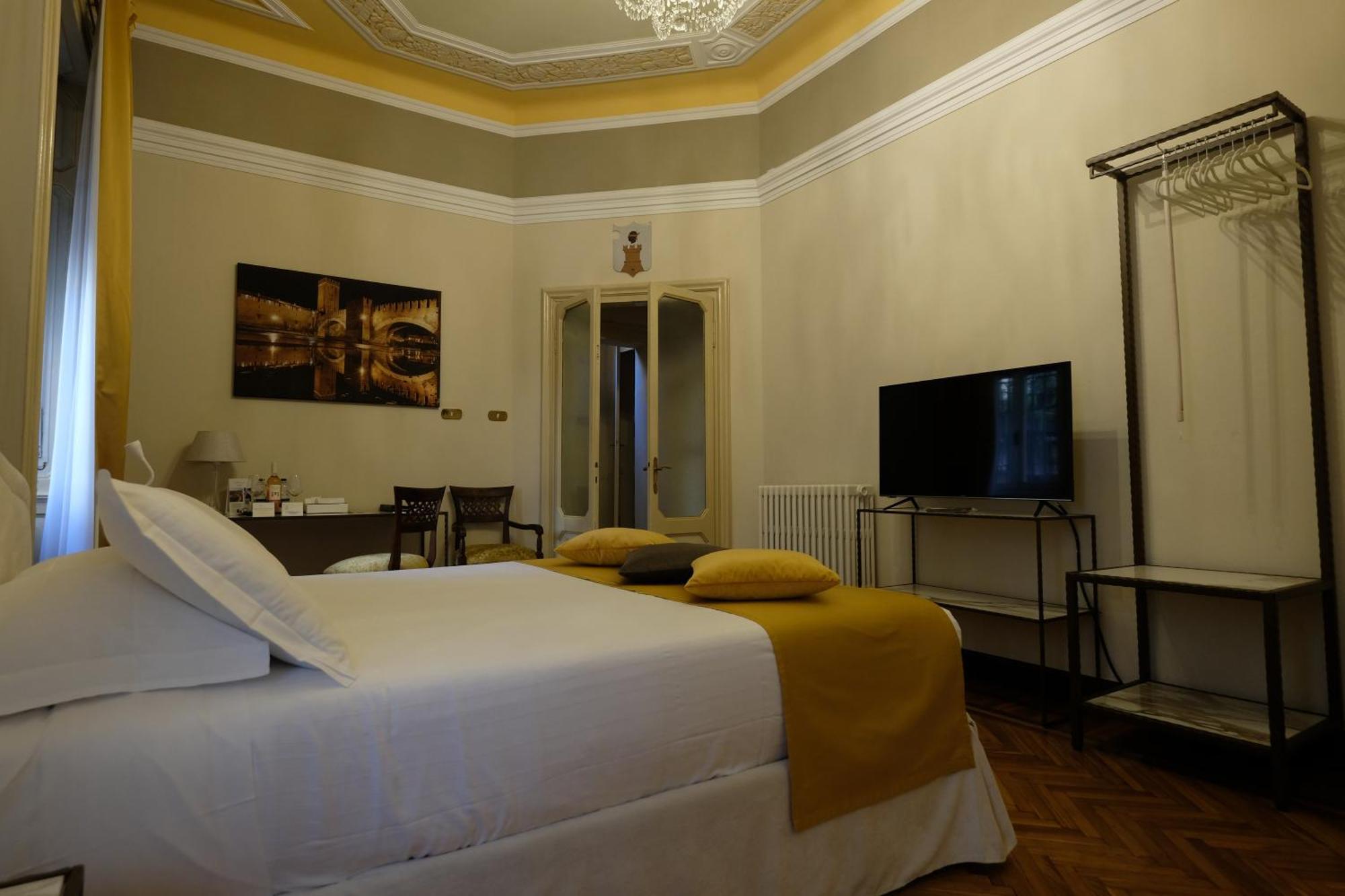 Ferienwohnung Residenza Palazzo Negri Verona Exterior foto